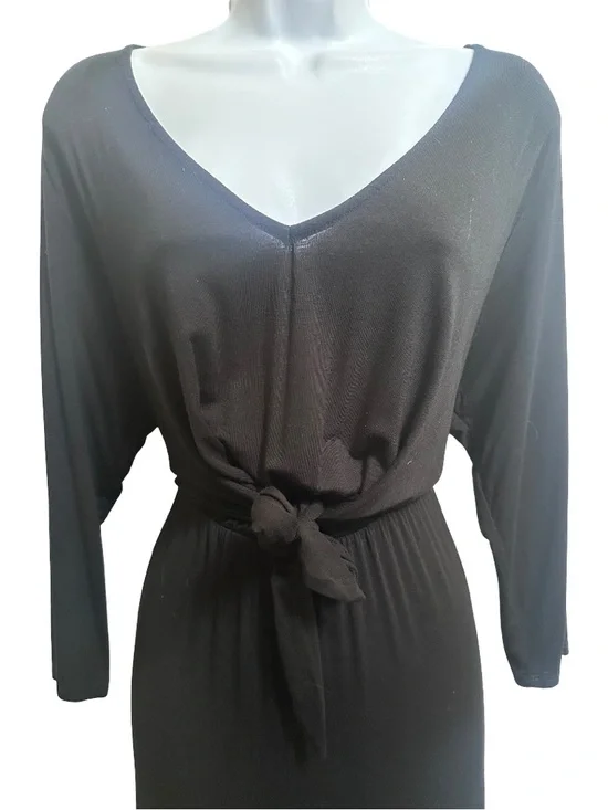 Jolie Black V-Neck Tie-Front Jumpsuit - Picture 4 of 9